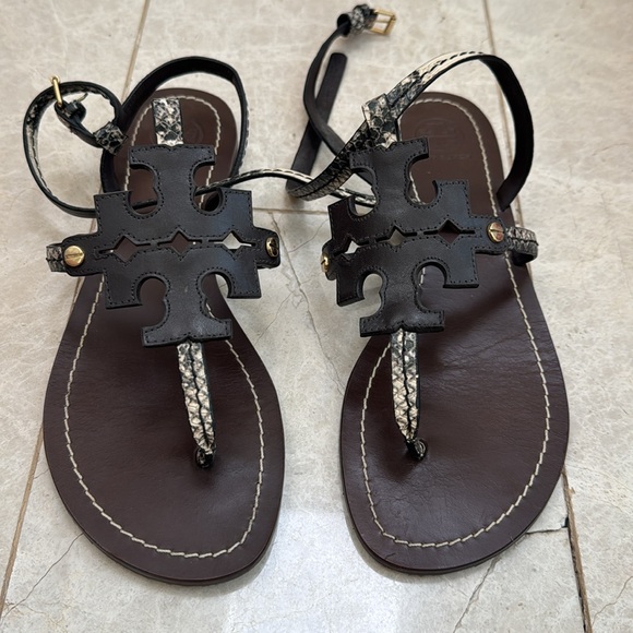 Tory Burch Chandler flat sandal - Picture 2 of 4